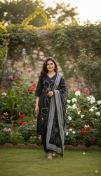 Noir Elegance Kurti Set
$