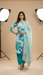 Aqua Élan Kurti Set
$