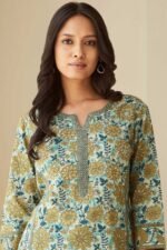 Gauhar Nida Kurta - Image 2
