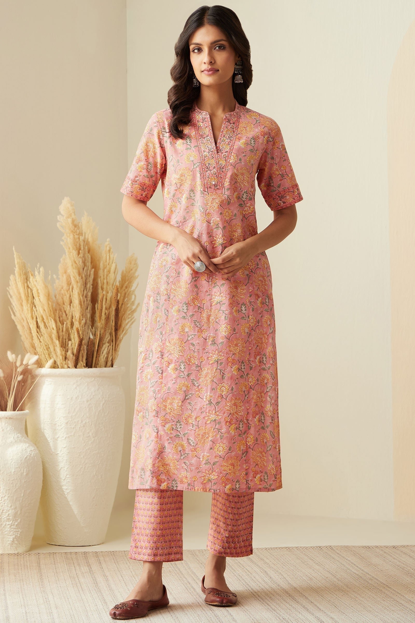 20_1_89.jpg Rosheen Feriha Sanganeri Kurta - Image 1