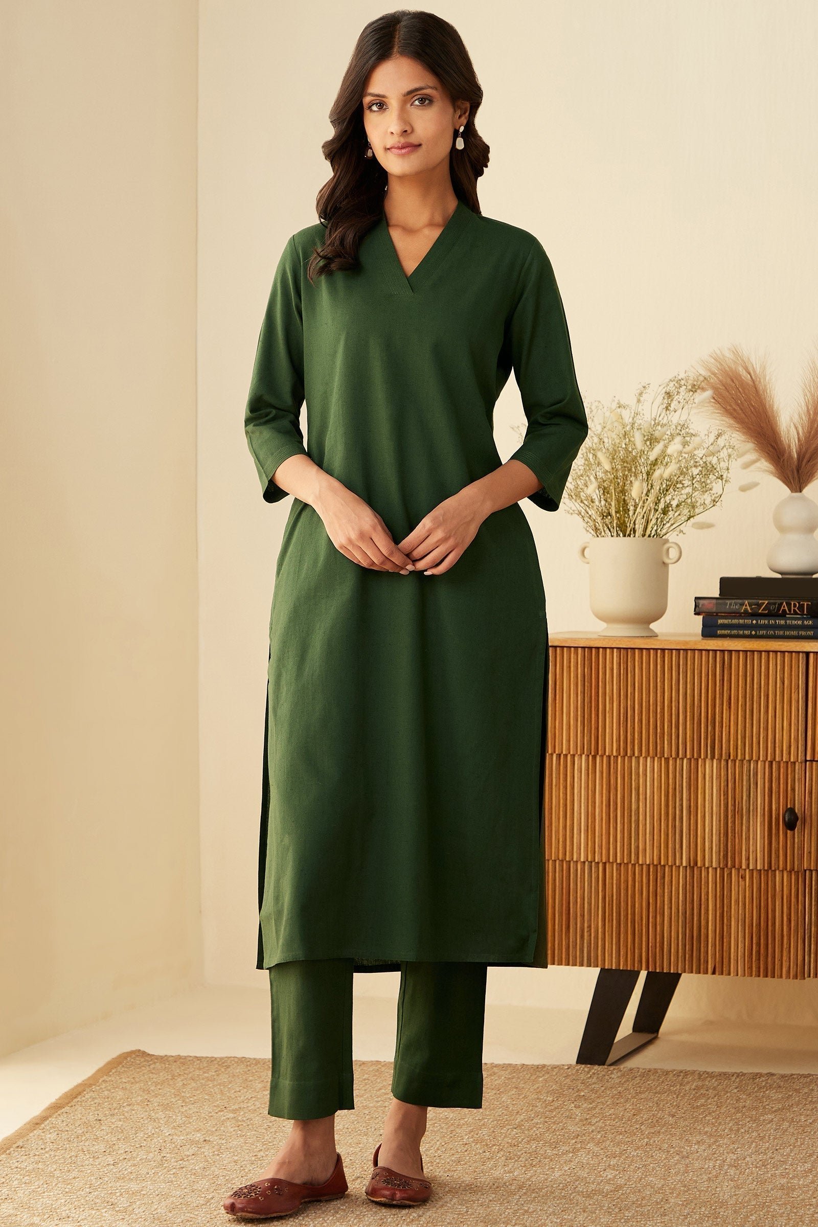 3_179_950.jpg Roza Seher Green Kurta - Image 1