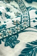 Rosheen Zenia Sanganeri Kurta - Image 7
