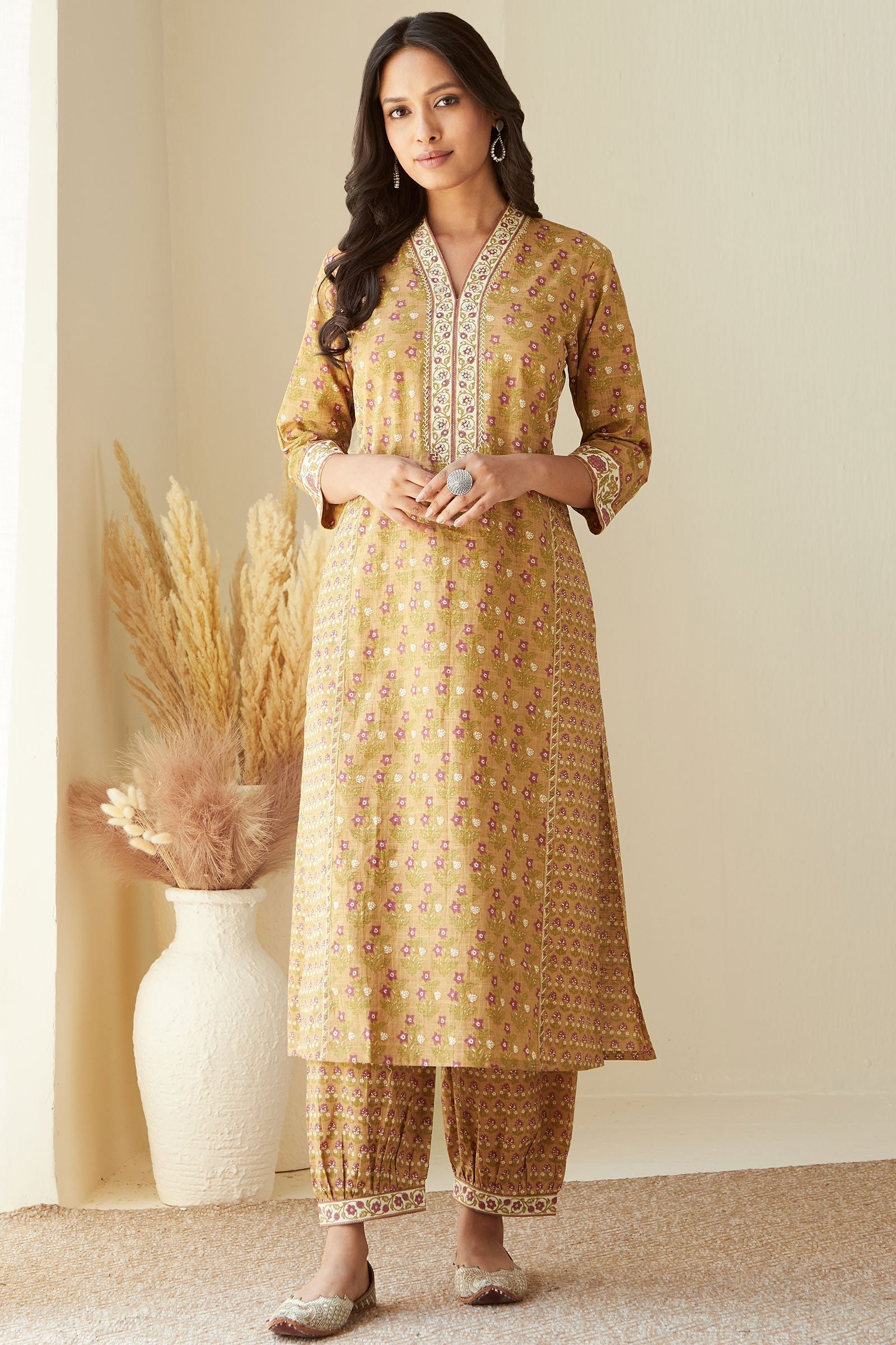 3_180_254.jpg Rosheen Aliyah Sanganeri Kurta - Image 1