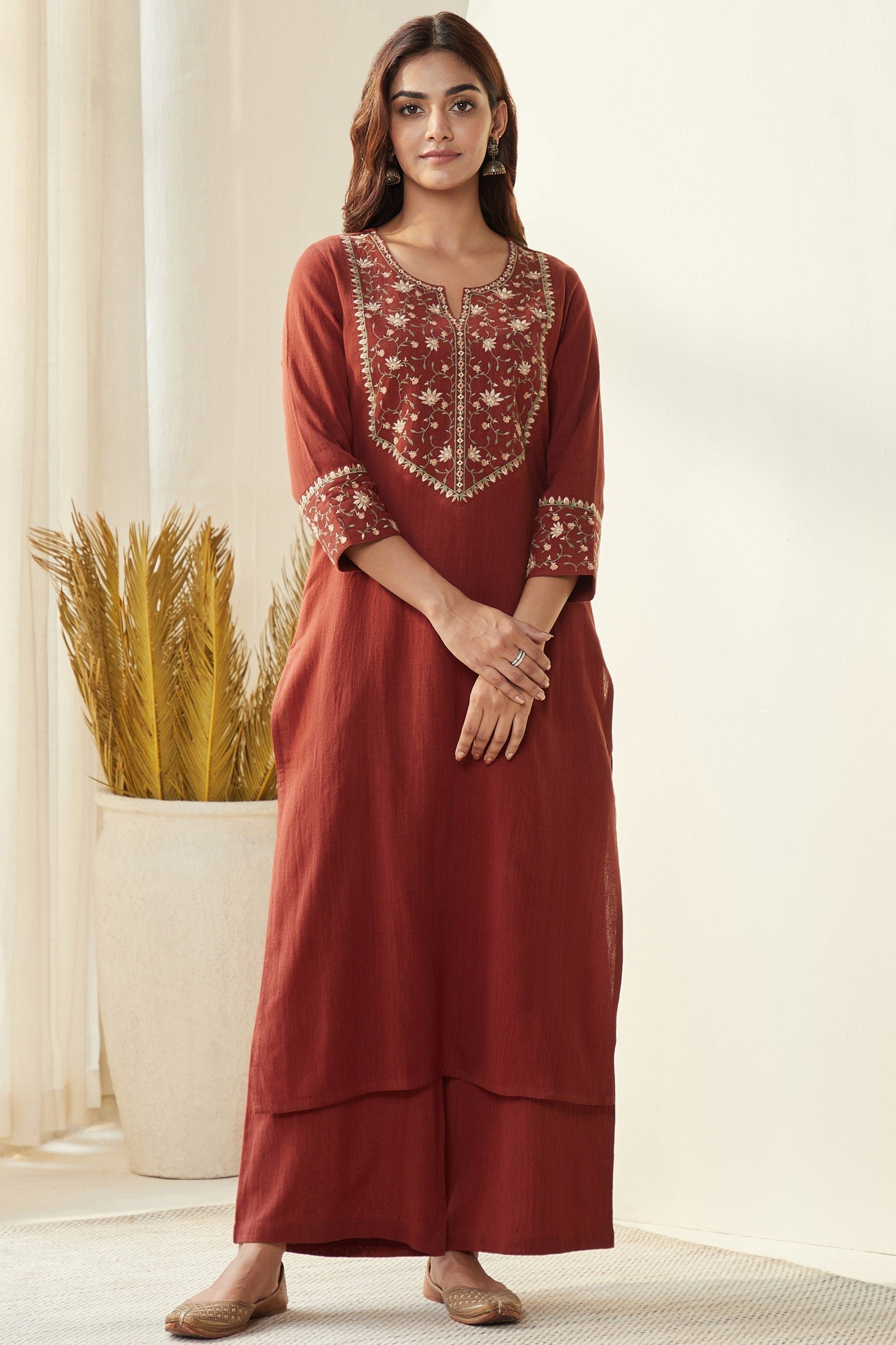 5_156_1094.jpg Rosheen Jia Kurta - Image 1