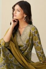 Gauhar Nadia Kurta - Image 6