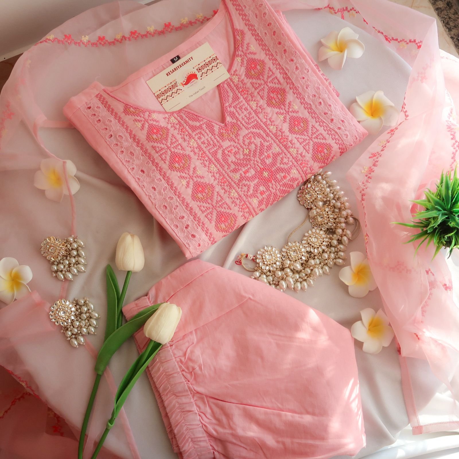 WhatsAppImage2024-01-24at16.33.44_e1ad86a2_462eba57-5f6d-4c32-90f6-f72382ff9507.jpg Blush Elegance Edition Suit Set - Image 1